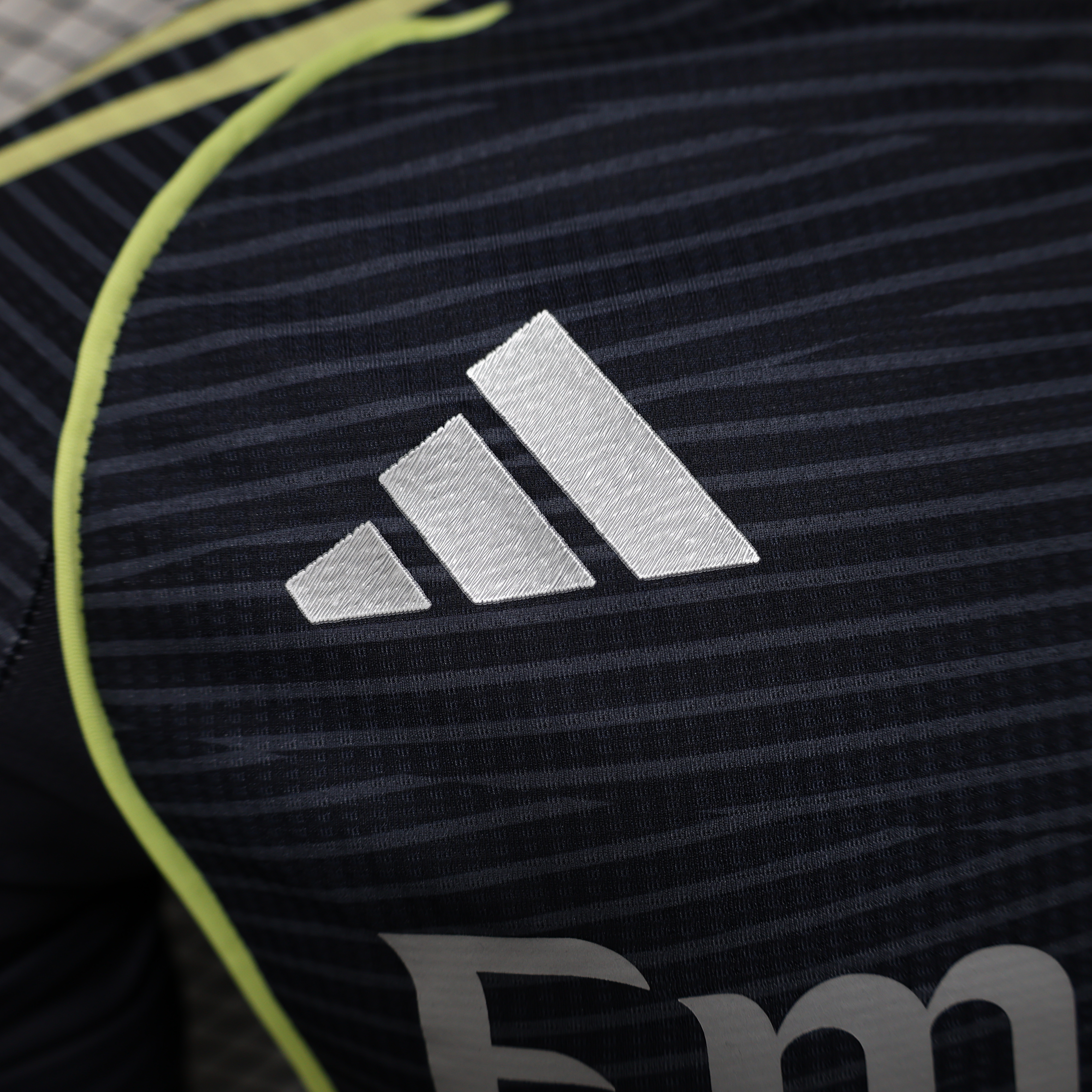 2025/2026 Versión Jugador Real Madrid Segunda Visitante Camiseta Fútbol Calidad Thai — Vista 14
