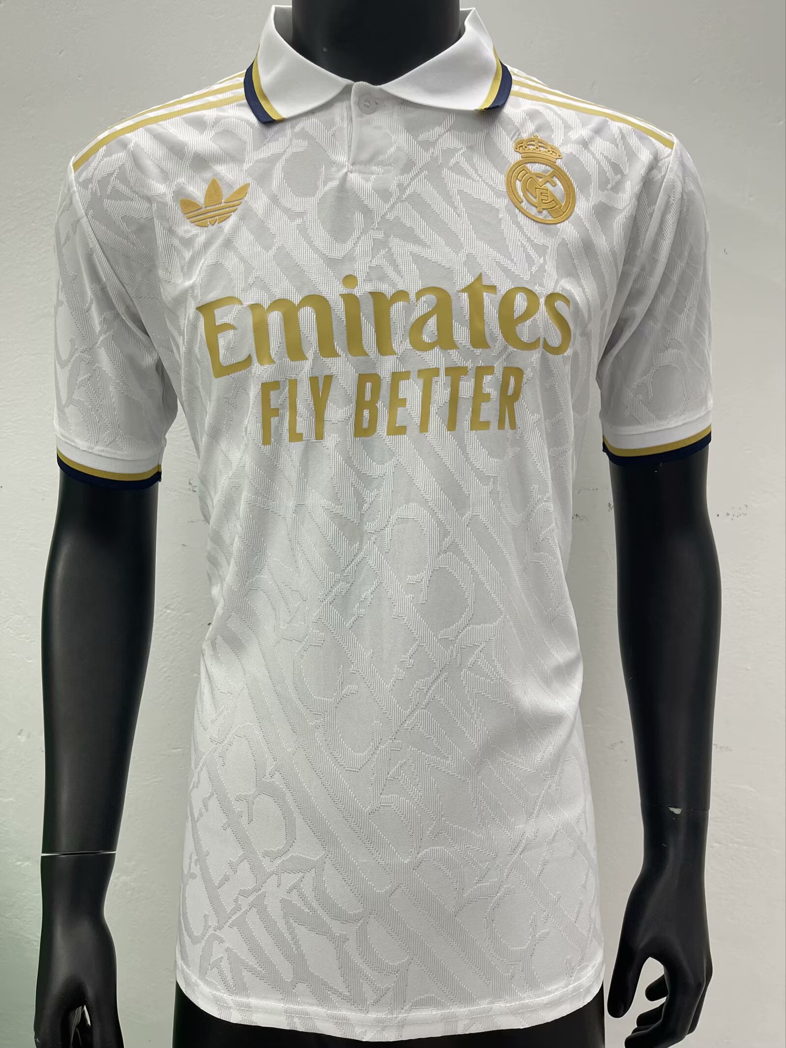 2025/2026 Versión Jugador Real Madrid Tercera Visitante Camiseta de Fútbol Calidad Tailandesa — Vista 3