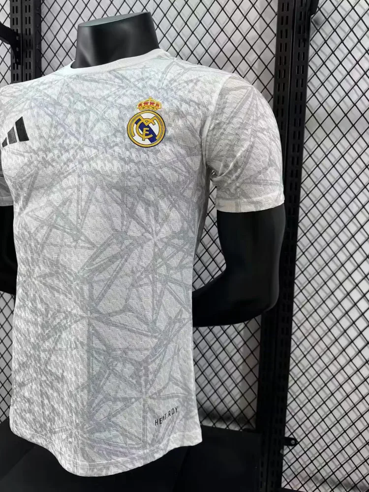 2024/2025 Versión Jugador Real Madrid Edición Especial 08 Camiseta de Fútbol Calidad Tailandesa — Vista 8