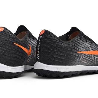 Botas de fútbol Mercurial 17 TF negro y naranja, suela blanca