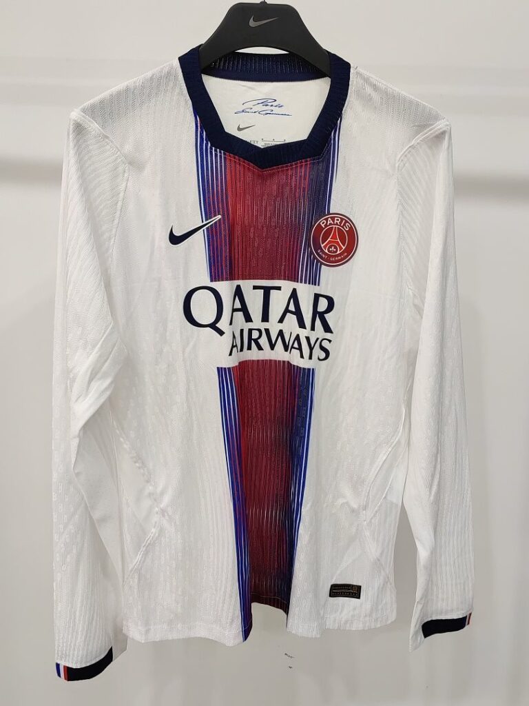 Camiseta Paris Saint-Germain visitante 2026/27 de manga larga