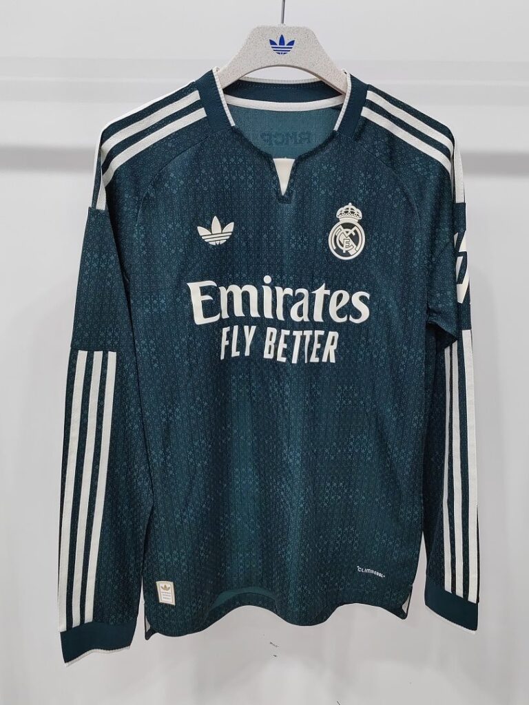 Camiseta Real Madrid visitante 2026/27 de manga larga